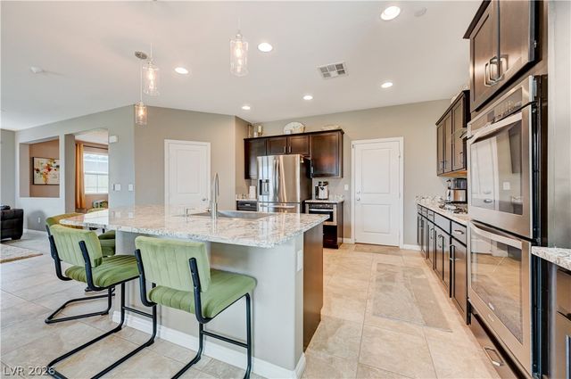 694 Bollons Island Street, Henderson, NV 89002