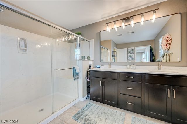 694 Bollons Island Street, Henderson, NV 89002