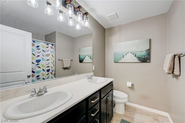 694 Bollons Island Street, Henderson, NV 89002