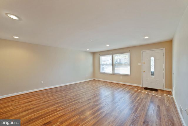 2090 JASON CT, Crofton, MD 21114