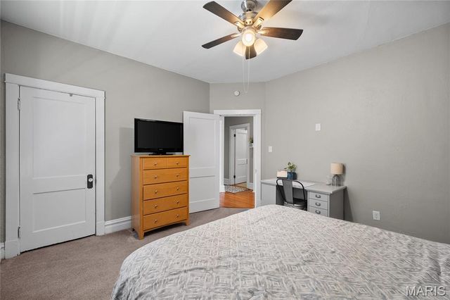 5323 Neosho Street, St Louis, MO 63109