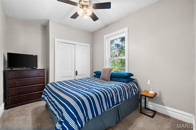 5323 Neosho Street, St Louis, MO 63109