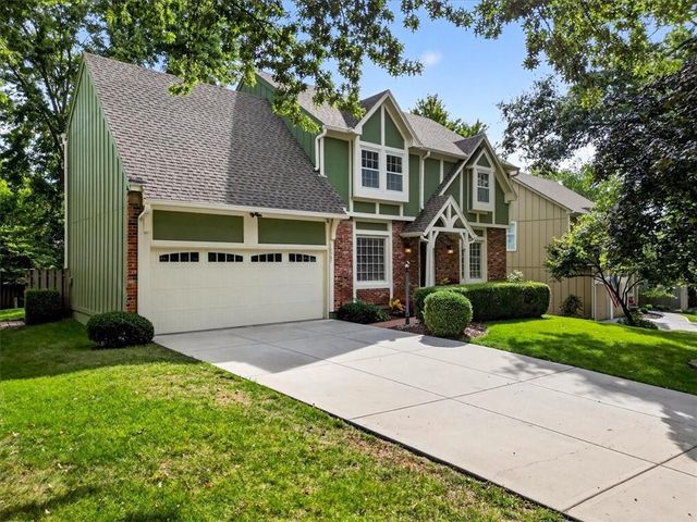 12907 Connell Street, Overland Park, KS 66213