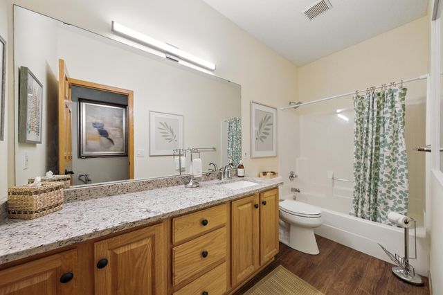 7680 Teal Road, Woodbury, MN 55125