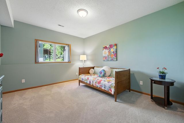 7680 Teal Road, Woodbury, MN 55125