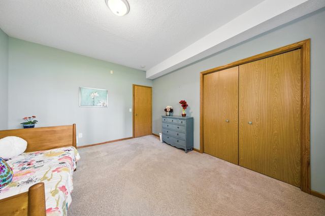 7680 Teal Road, Woodbury, MN 55125