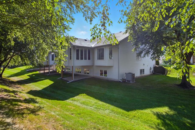 7680 Teal Road, Woodbury, MN 55125