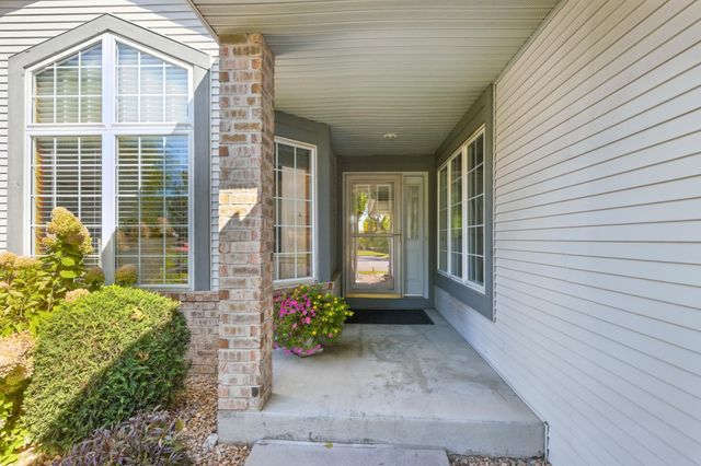 7680 Teal Road, Woodbury, MN 55125