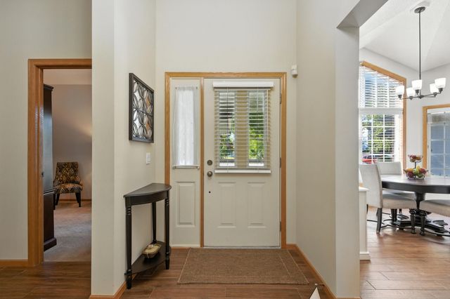 7680 Teal Road, Woodbury, MN 55125