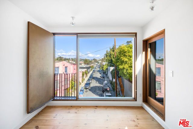 1416 Fairbanks Place, Los Angeles, CA 90026