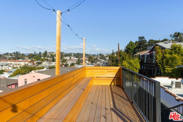 1416 Fairbanks Place, Los Angeles, CA 90026