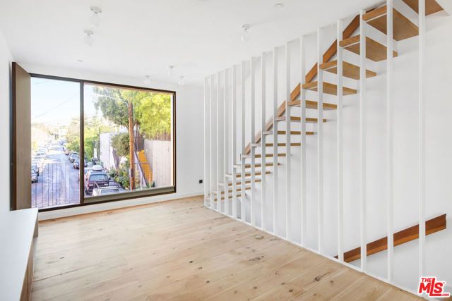 1416 Fairbanks Place, Los Angeles, CA 90026