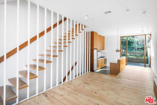 1416 Fairbanks Place, Los Angeles, CA 90026