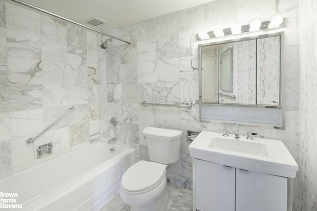 870 United Nations Plz 31 32F, New York City, NY 10017