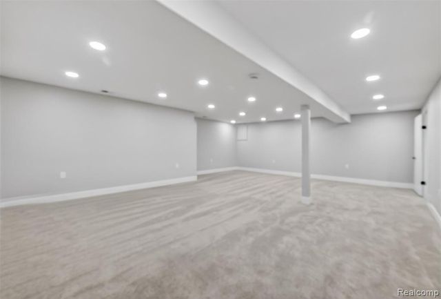 34973 Meadow Lane, Farmington Hills, MI 48335