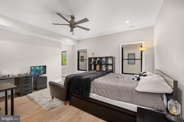 6933 ESPEY LN, Mclean, VA 22101