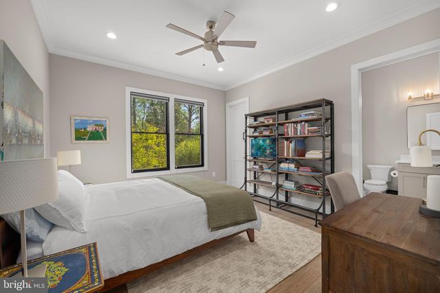 6933 ESPEY LN, Mclean, VA 22101