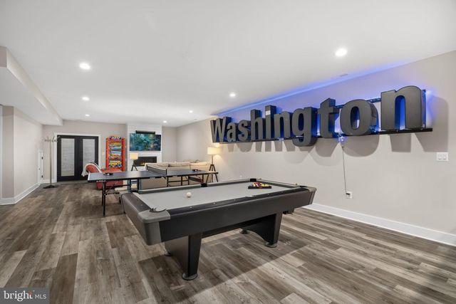 6933 ESPEY LN, Mclean, VA 22101