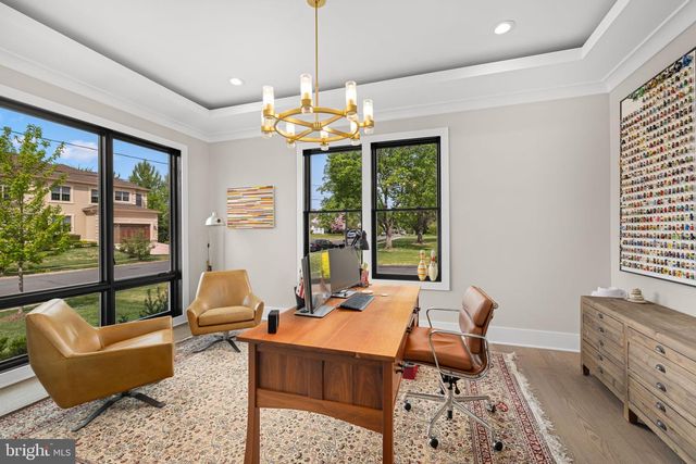 6933 ESPEY LN, Mclean, VA 22101