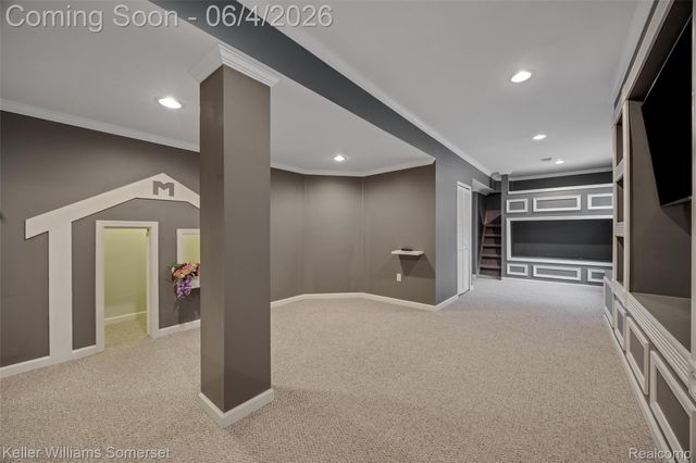 2480 Burleigh Street, West Bloomfield Charter Township, MI 48324