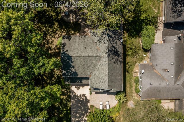 2480 Burleigh Street, West Bloomfield Charter Township, MI 48324