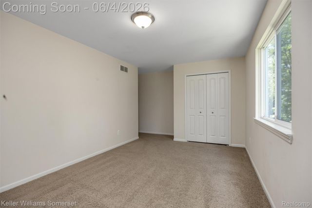 2480 Burleigh Street, West Bloomfield Charter Township, MI 48324