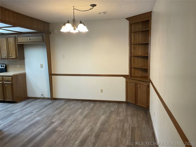 6723 S 78th East Avenue, Tulsa, OK 74133