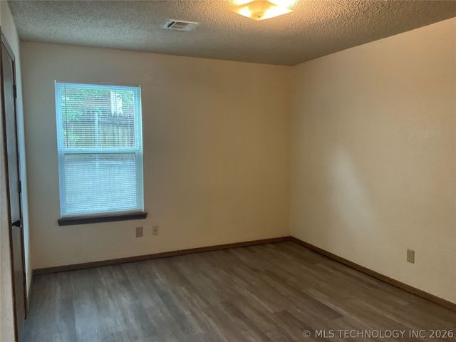 6723 S 78th East Avenue, Tulsa, OK 74133