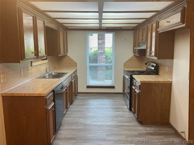 6723 S 78th East Avenue, Tulsa, OK 74133
