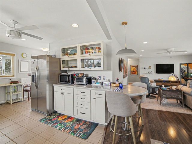 1033 N Beechwood Street, Ludington, MI 49431