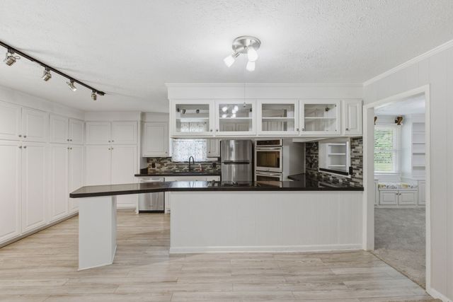 580 Defeated Creek Rd, Centerville, TN 37033