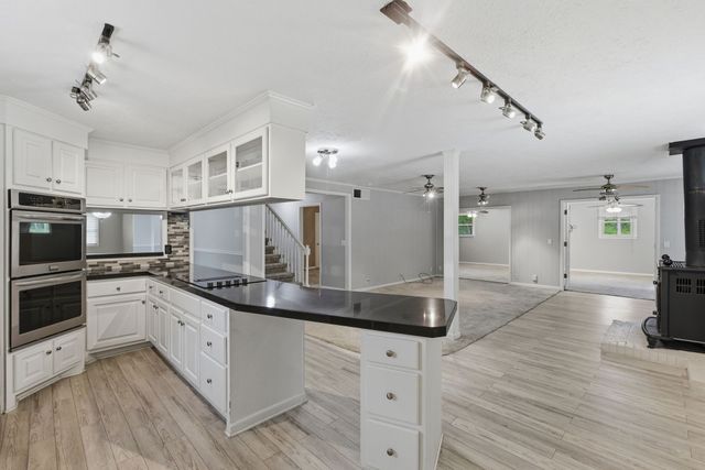 580 Defeated Creek Rd, Centerville, TN 37033