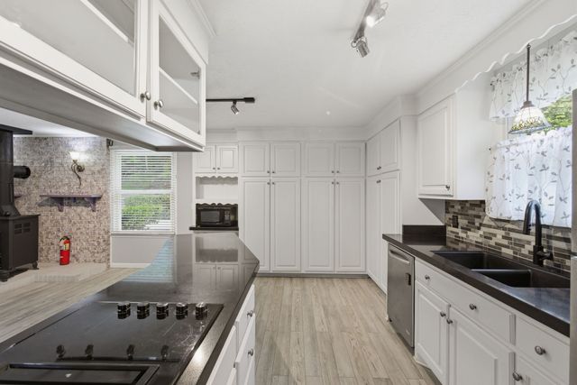 580 Defeated Creek Rd, Centerville, TN 37033