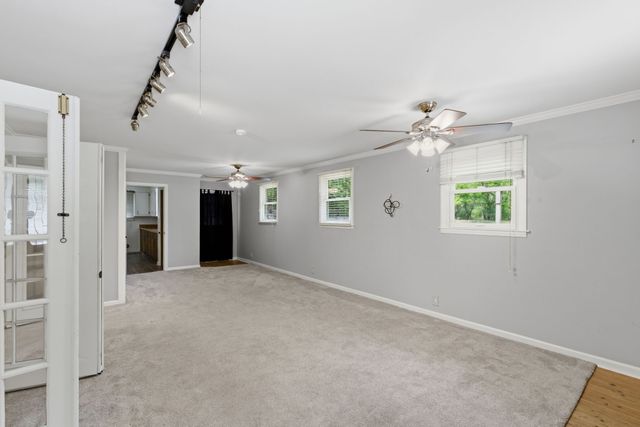 580 Defeated Creek Rd, Centerville, TN 37033