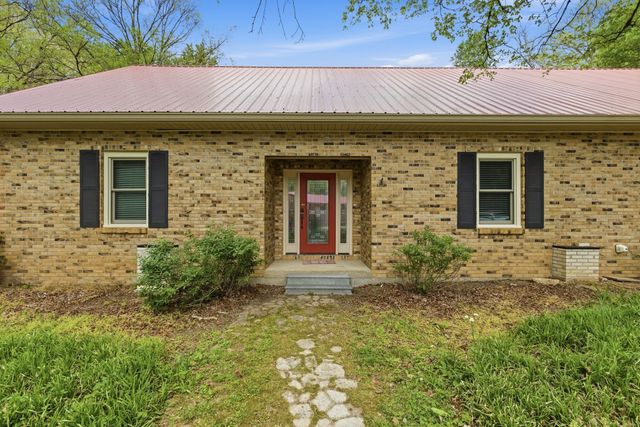 580 Defeated Creek Rd, Centerville, TN 37033