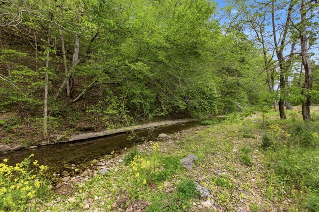 580 Defeated Creek Rd, Centerville, TN 37033