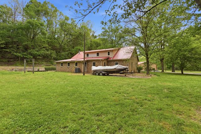 580 Defeated Creek Rd, Centerville, TN 37033