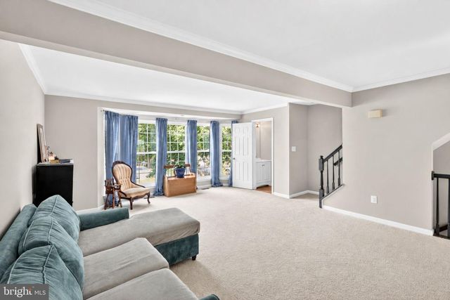 9253 JESSICA DR, Manassas Park, VA 20111