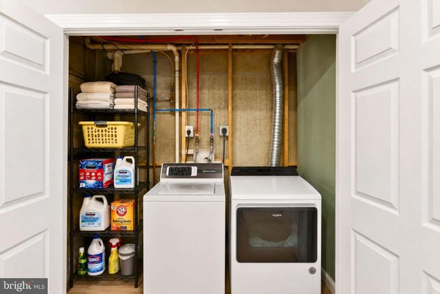 9253 JESSICA DR, Manassas Park, VA 20111