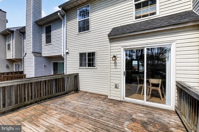 9253 JESSICA DR, Manassas Park, VA 20111