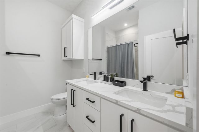 4033 Hammerly Drive, Dallas, TX 75212