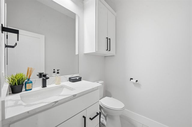 4033 Hammerly Drive, Dallas, TX 75212