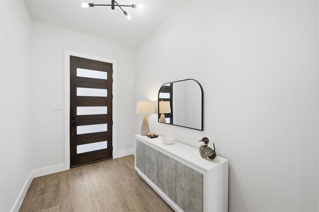 4033 Hammerly Drive, Dallas, TX 75212