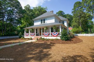 280 W Connecticut Avenue, Southern Pines, NC 28387
