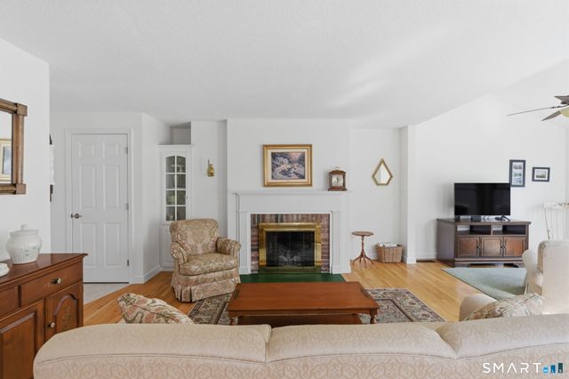 42 Dunham Street 42, Wethersfield, CT 06109