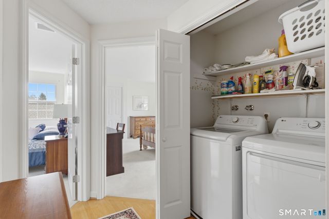 42 Dunham Street 42, Wethersfield, CT 06109