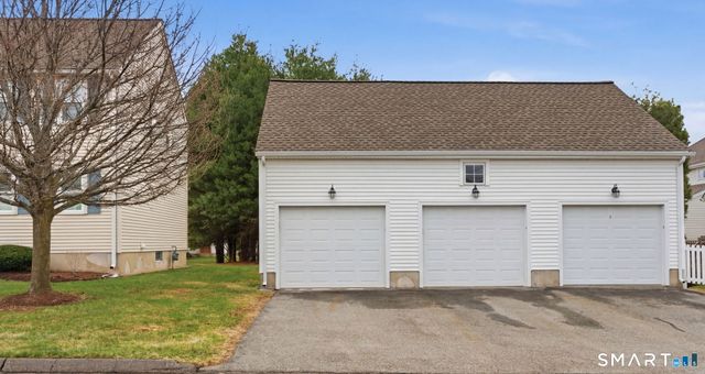 42 Dunham Street 42, Wethersfield, CT 06109