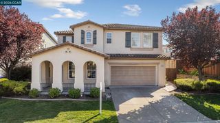 5700 Oakmont Dr, Richmond, CA 94806