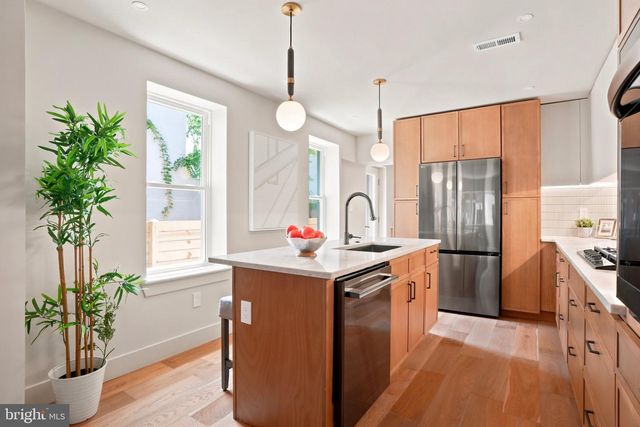 1416 E SUSQUEHANNA AVE, Philadelphia, PA 19125
