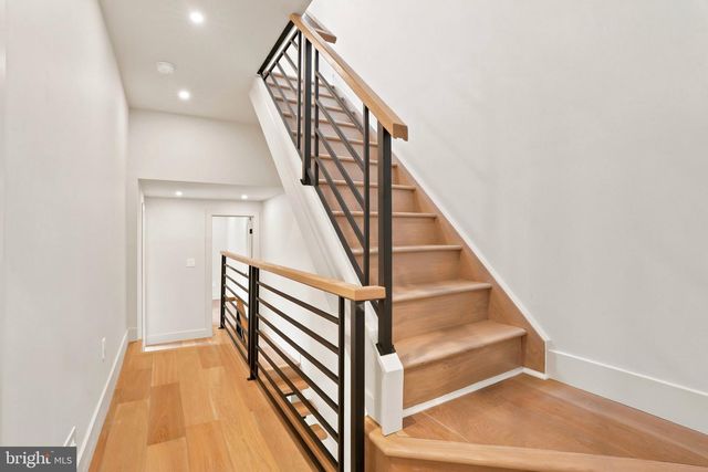 1416 E SUSQUEHANNA AVE, Philadelphia, PA 19125